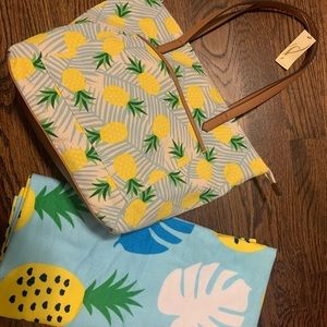 Brand new pineapple beach bag with matching towel!